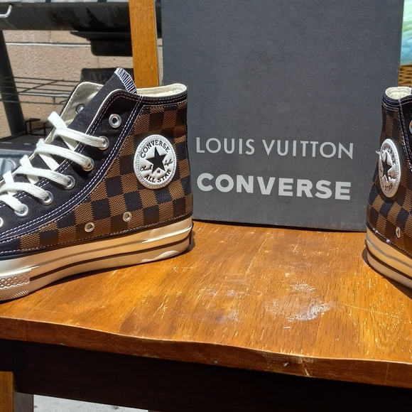 Sneakers - Picture 3 of 3